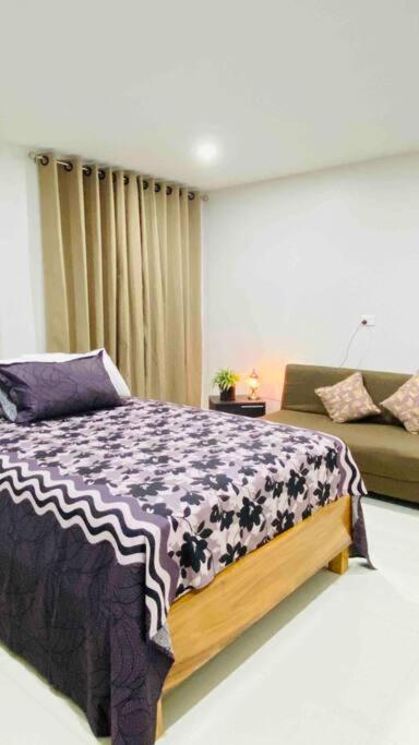 Lovely 4-Bedroom Holiday Home With Free Parking. ラウトカ エクステリア 写真